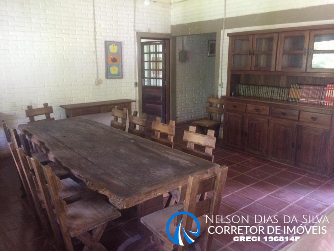 Fazenda à venda com 8 quartos, 1000m² - Foto 3