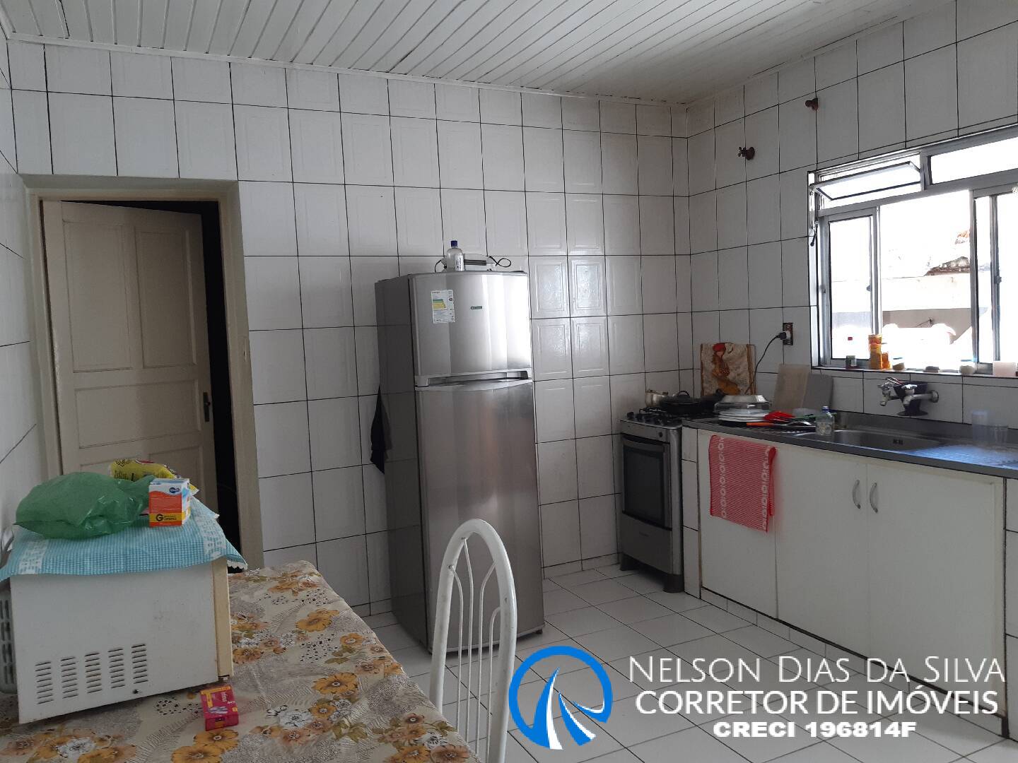 Casa à venda com 4 quartos, 150m² - Foto 12