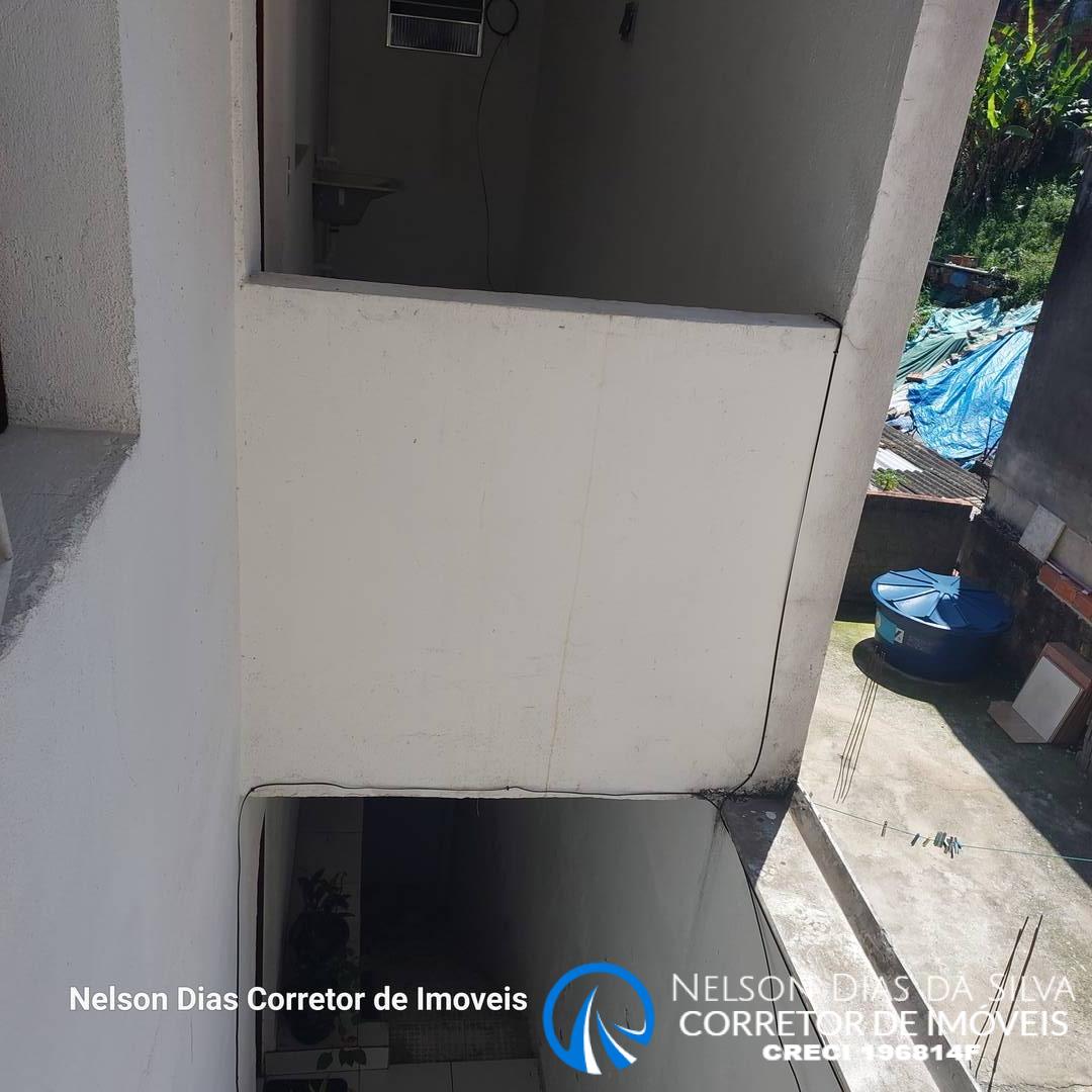 Casa à venda com 6 quartos, 180m² - Foto 10