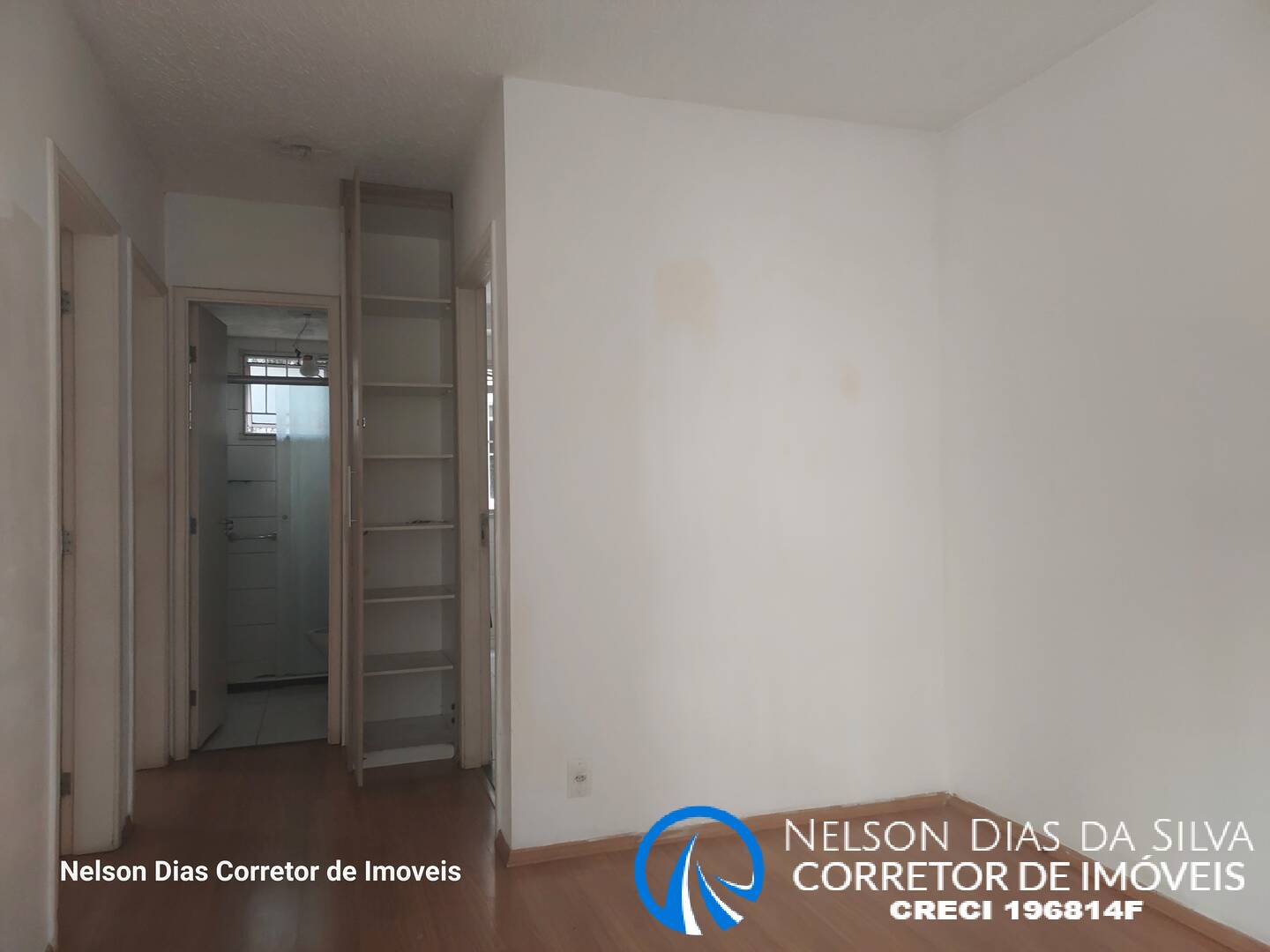 Apartamento à venda com 2 quartos, 43m² - Foto 4