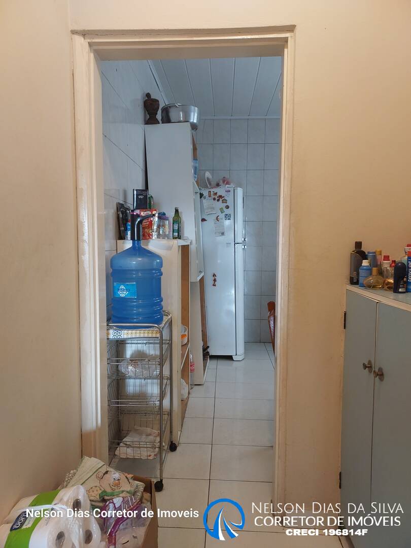 Casa à venda com 4 quartos, 125m² - Foto 11