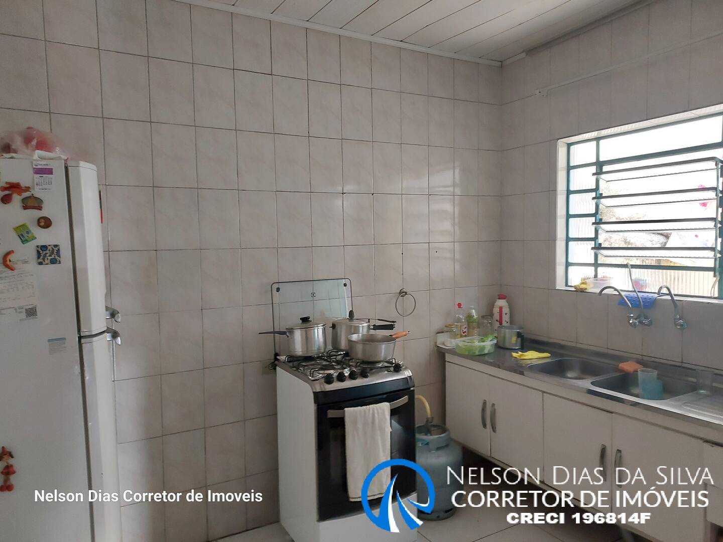 Casa à venda com 4 quartos, 125m² - Foto 14