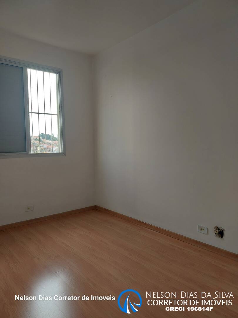 Apartamento para alugar com 2 quartos, 70m² - Foto 18