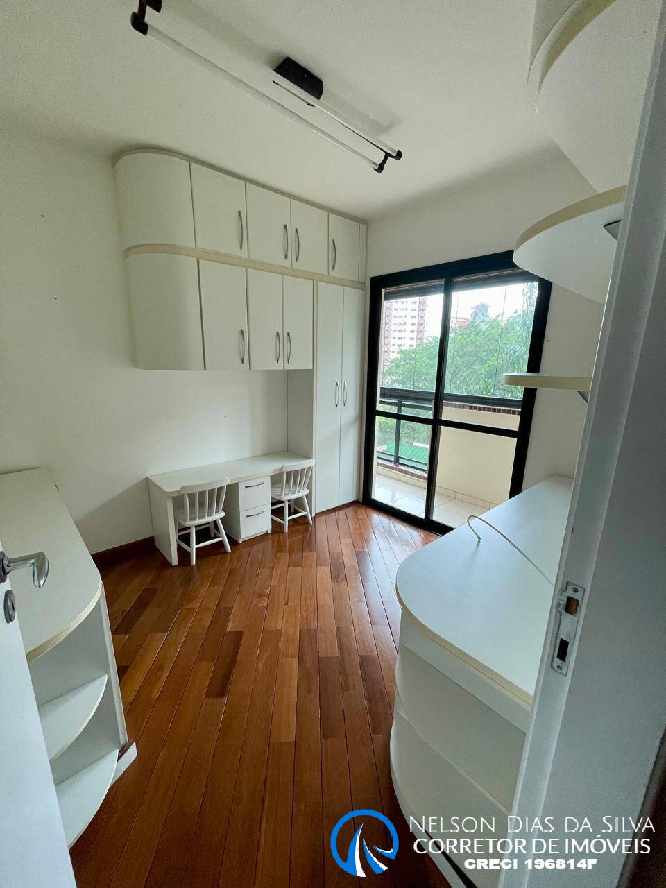 Apartamento à venda com 4 quartos, 161m² - Foto 45