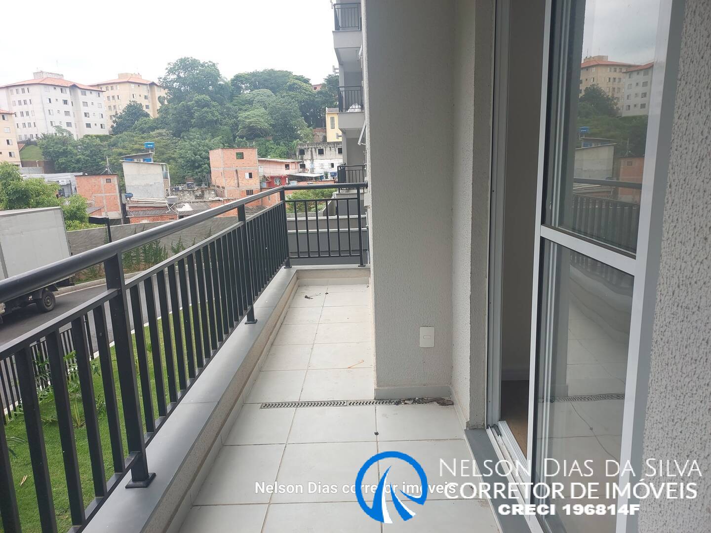 Apartamento à venda com 2 quartos, 59m² - Foto 2