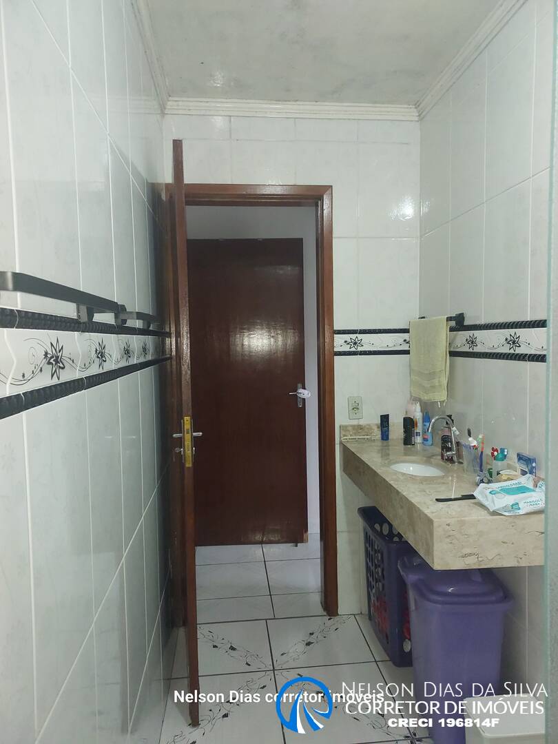 Casa à venda com 3 quartos, 190m² - Foto 12