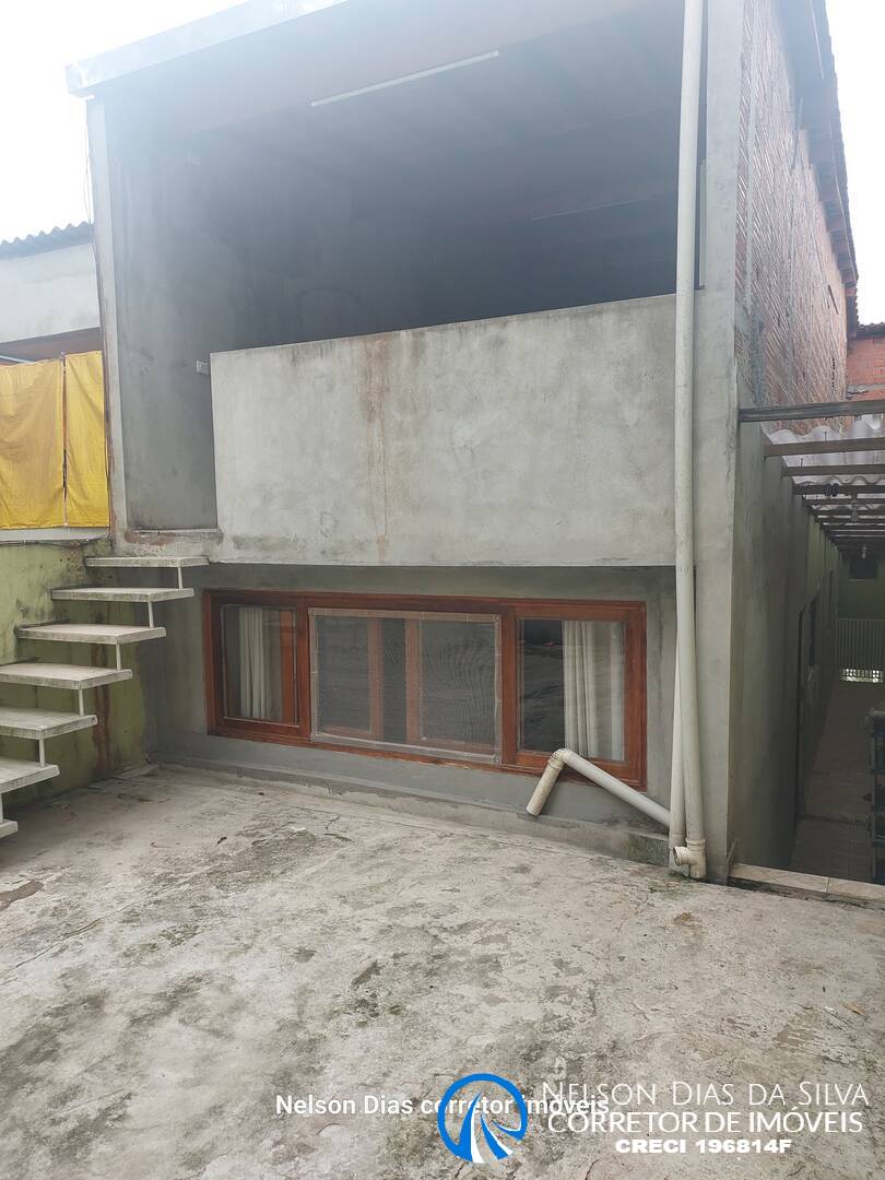 Casa à venda com 3 quartos, 190m² - Foto 23