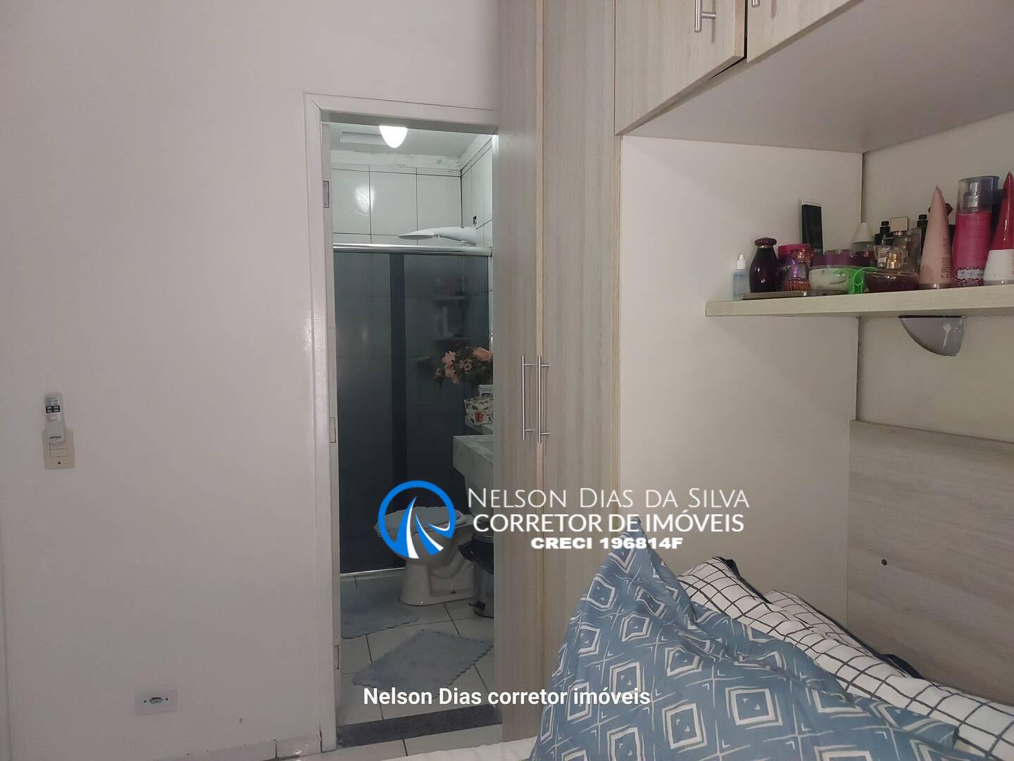 Casa à venda com 4 quartos, 200m² - Foto 19