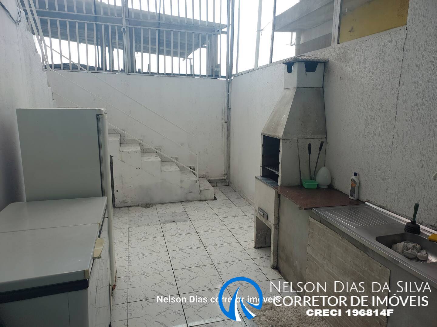 Casa à venda com 4 quartos, 200m² - Foto 28