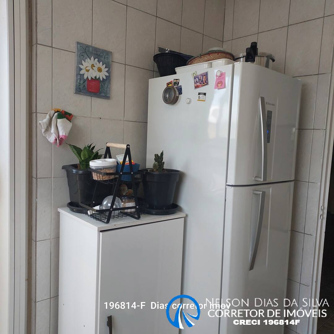 Apartamento à venda com 3 quartos, 64m² - Foto 10