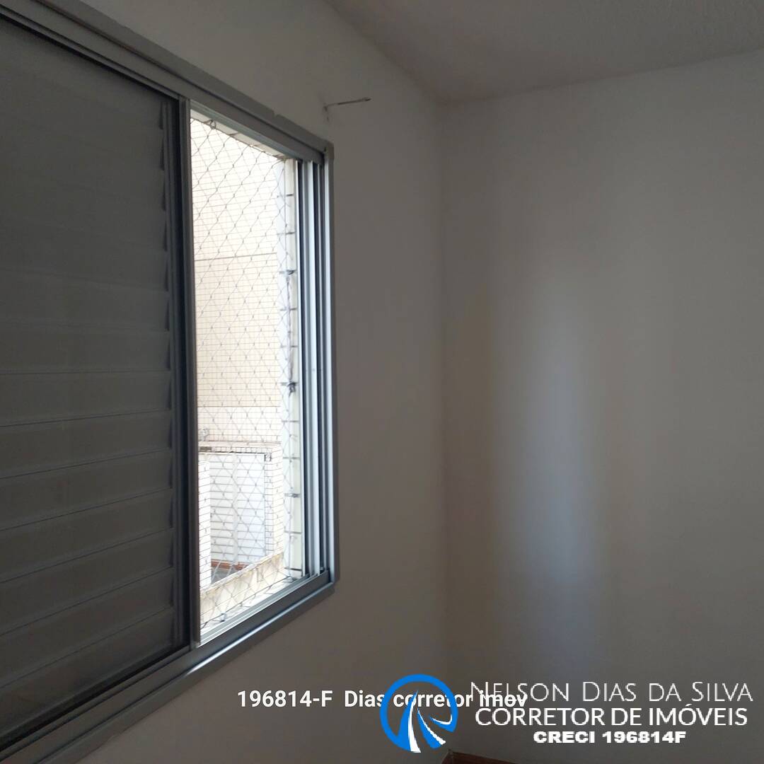 Apartamento para alugar com 2 quartos, 66m² - Foto 13